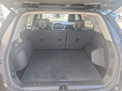 Used 2020 GMC Terrain SLT image 11