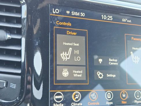 Certified 2022 Jeep Grand Cherokee Laredo X AWD/4WD image 27