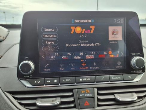 Used 2021 Nissan Altima 2.5 SR image 15