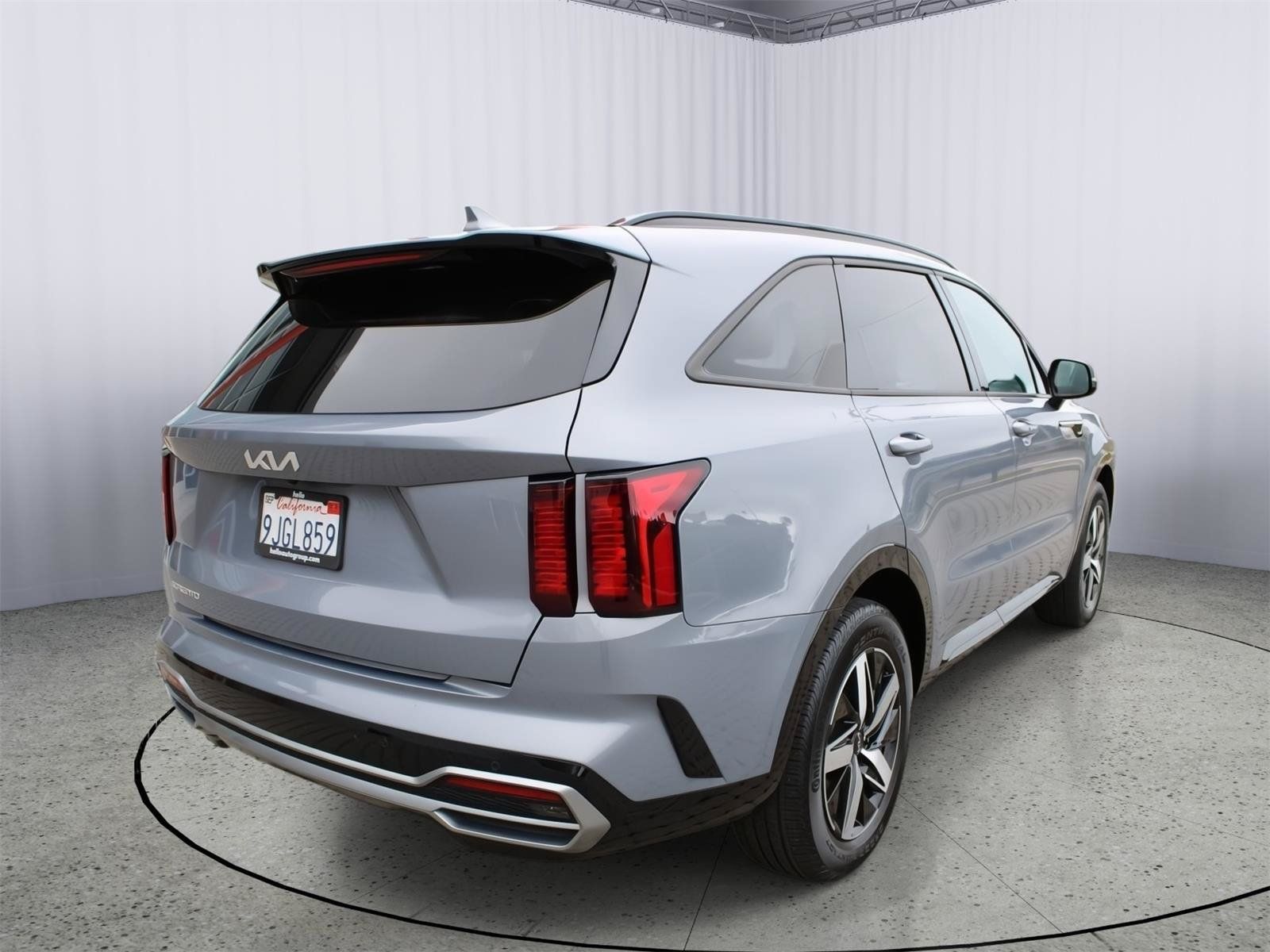 Used 2023 Kia Sorento S w/ Panoramic Sunroof Package FWD image 8