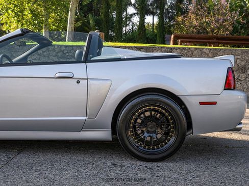 Used 2003 Ford Mustang Cobra RWD image 5