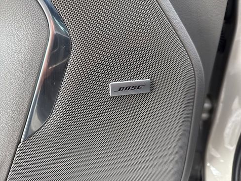 Used 2022 Chevrolet Tahoe LT image 16