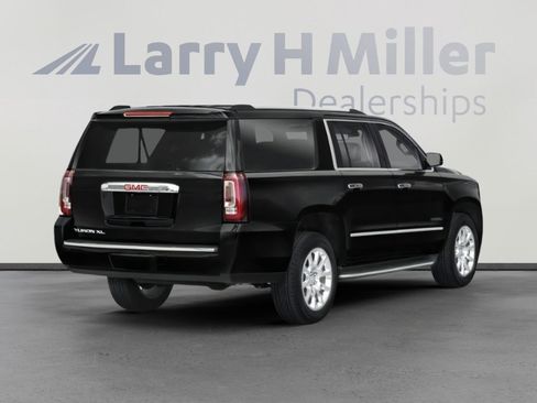Used 2019 GMC Yukon XL Denali w/ Denali Ultimate Package image 5