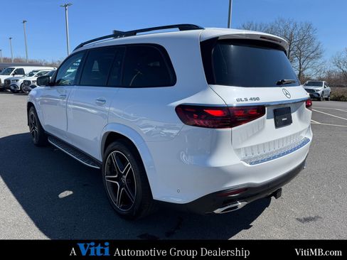 Used 2026 Mercedes-Benz GLS 450 4MATIC image 6