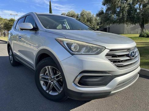 Used 2018 Hyundai Santa Fe Sport image 8