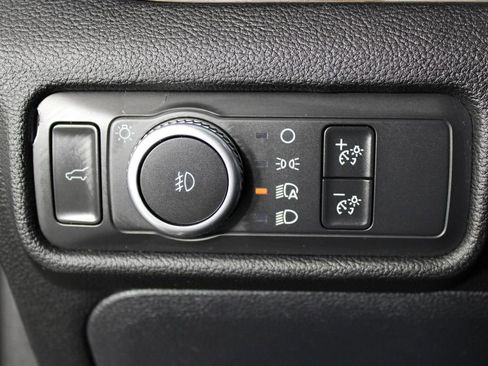 Used 2021 Ford Explorer Limited w/ Equipment Group 301A image 25