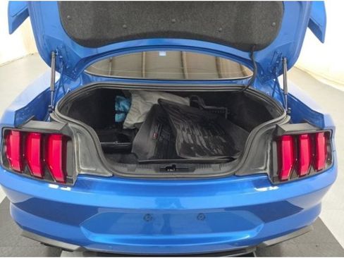 Used 2021 Ford Mustang GT w/ GT Performance Package RWD image 5