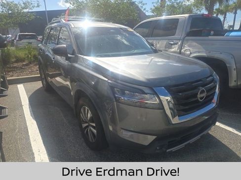 Certified 2022 Nissan Pathfinder SL w/ Cargo Package AWD/4WD image 1