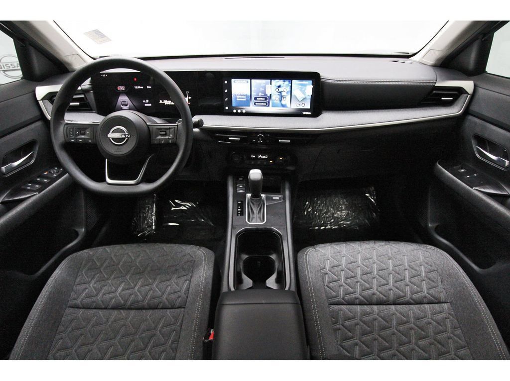 Used 2026 Nissan Kicks SV FWD image 9