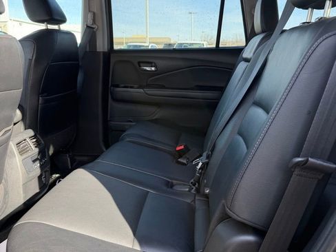 Used 2022 Honda Pilot Special Edition image 12
