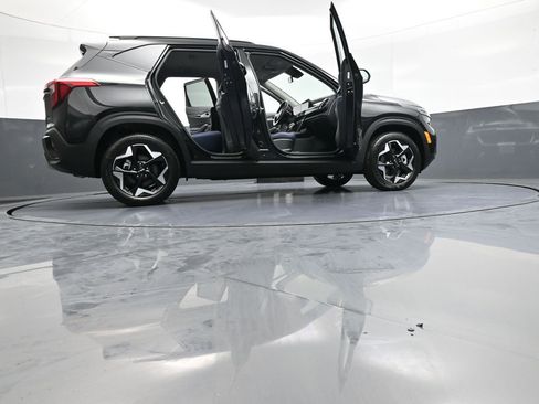 Certified 2025 Kia Seltos S AWD/4WD image 47