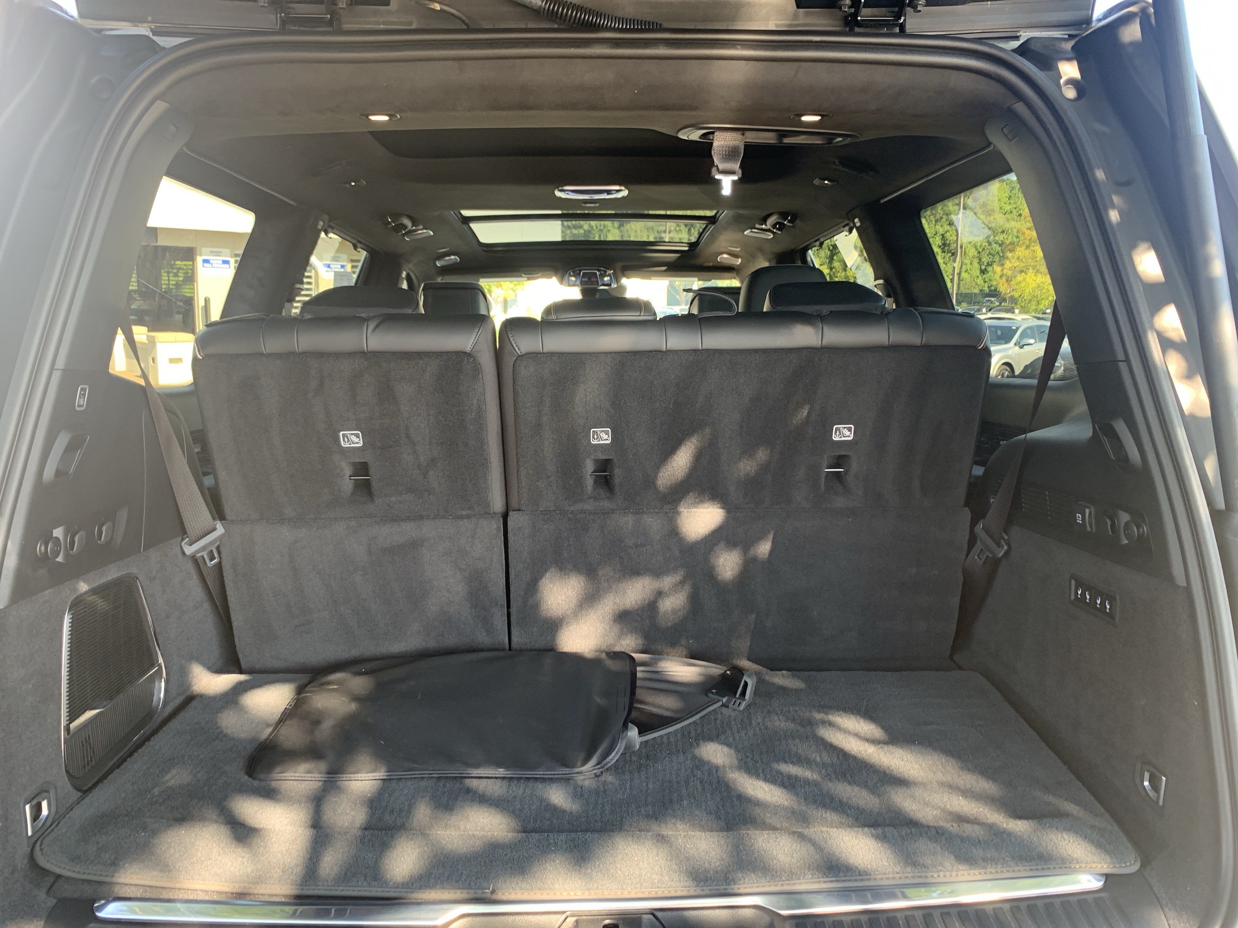 Used 2024 Jeep Grand Wagoneer Series III w/ Rear Seat Video Group 1 AWD/4WD image 34