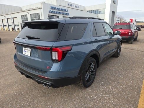 New 2026 Ford Explorer ST w/ Sun And Sound Package image 6