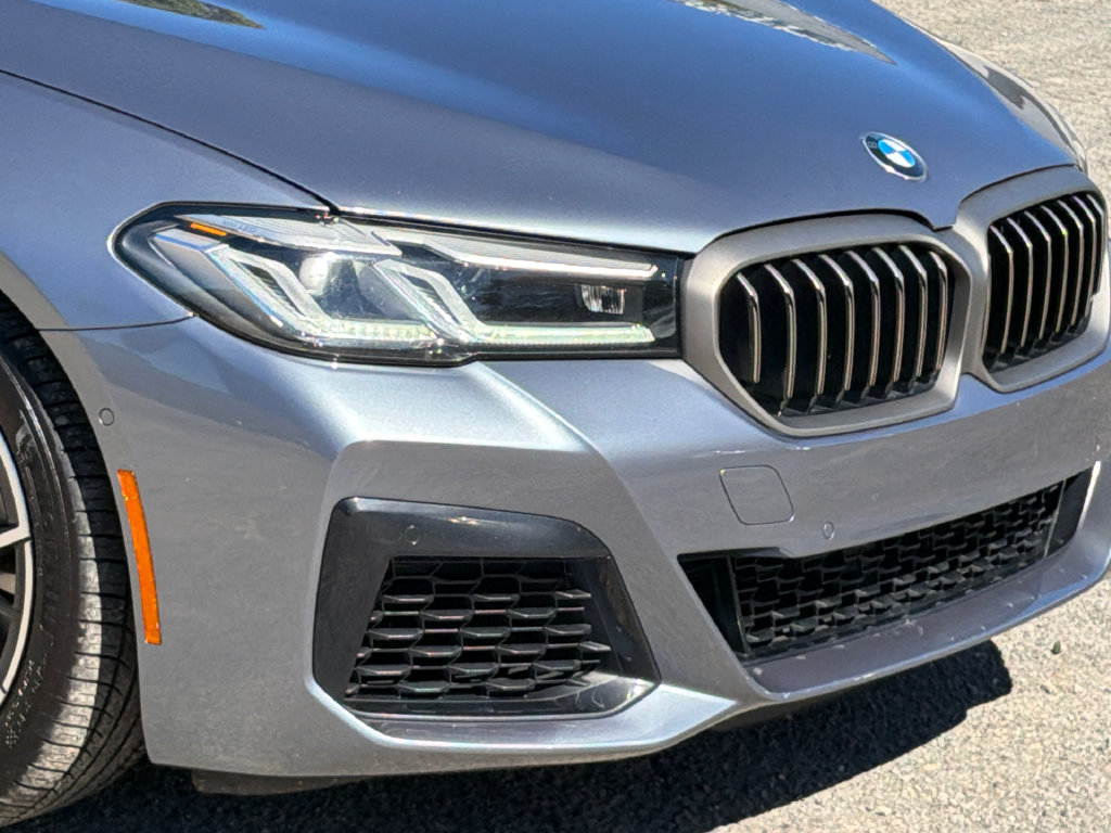 Used 2021 BMW M550i xDrive w/ Premium Package AWD/4WD image 5