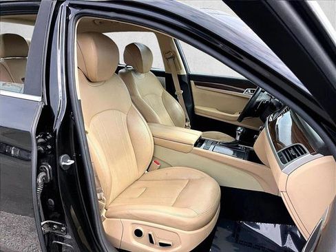 Used 2019 Genesis G80 3.8 image 7