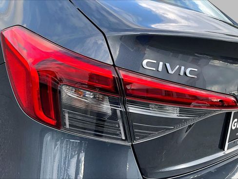 Used 2024 Honda Civic EX image 28