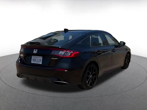 Used 2025 Honda Civic Sport image 10