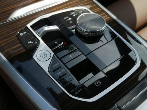 New 2026 BMW X5 sDrive40i w/ Premium Package RWD image 10