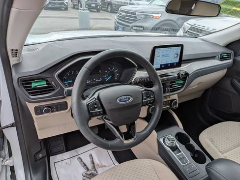 Certified 2022 Ford Escape SE w/ Convenience Package AWD/4WD image 8