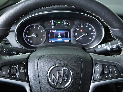 Certified 2022 Buick Encore Preferred AWD/4WD image 16