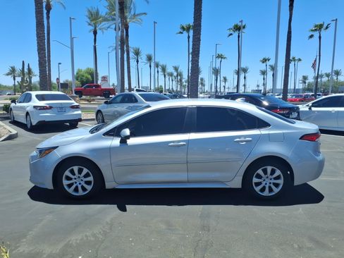 Certified 2024 Toyota Corolla LE FWD image 7