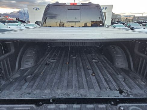 Used 2024 Ford F350 Platinum image 32