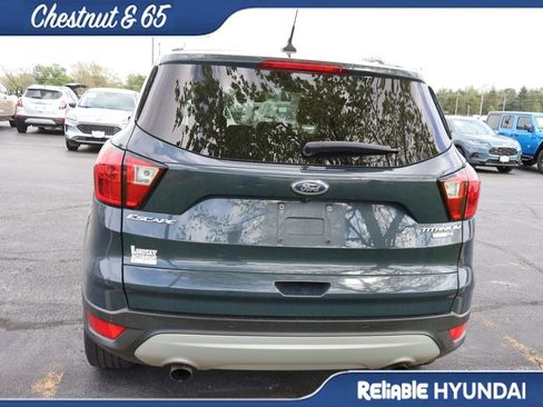 Used 2019 Ford Escape Titanium image 19