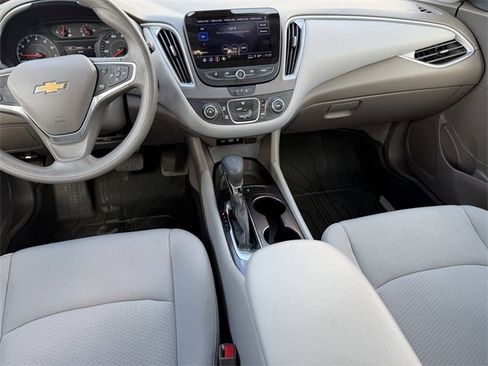 Used 2022 Chevrolet Malibu LS image 13