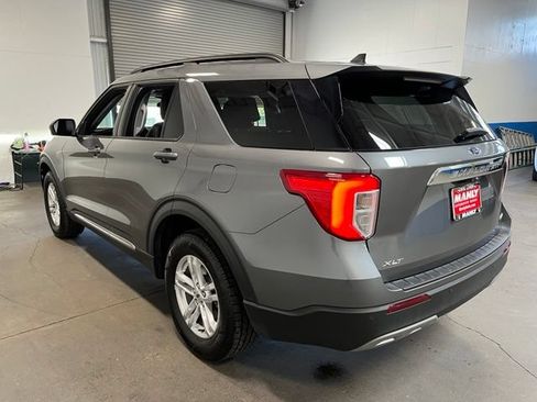 Used 2023 Ford Explorer XLT w/ Equipment Group 202A AWD/4WD image 5