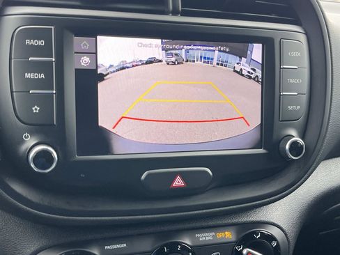 Certified 2022 Kia Soul LX w/ Technology Package image 27