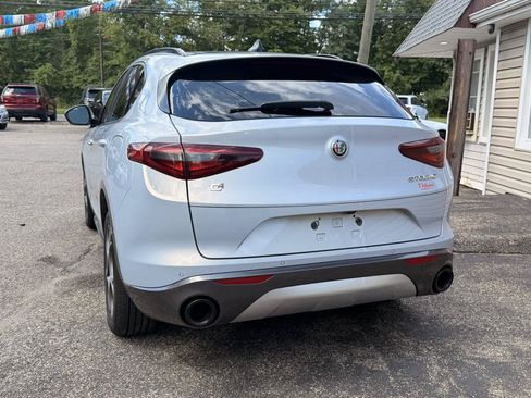 Used 2022 Alfa Romeo Stelvio Ti AWD/4WD image 5