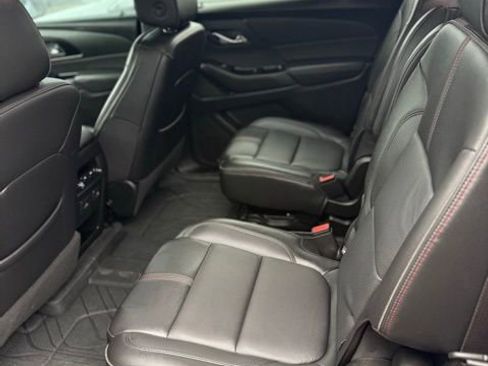Used 2023 Chevrolet Traverse RS w/ LPO, Floor Liner Package image 7