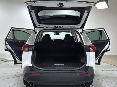 Certified 2025 Toyota RAV4 LE image 16
