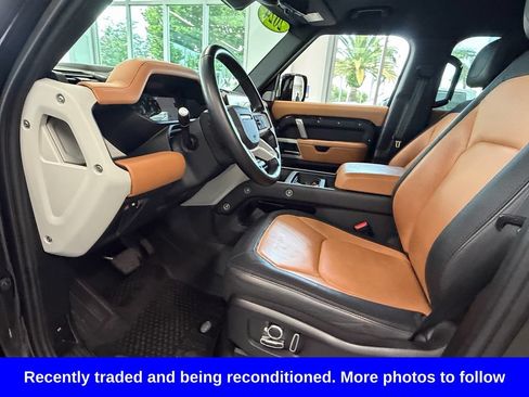 Used 2024 Land Rover Defender 130 X-Dynamic SE AWD/4WD image 9