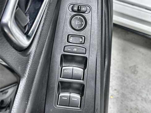 Used 2022 Honda Civic EX-L image 12