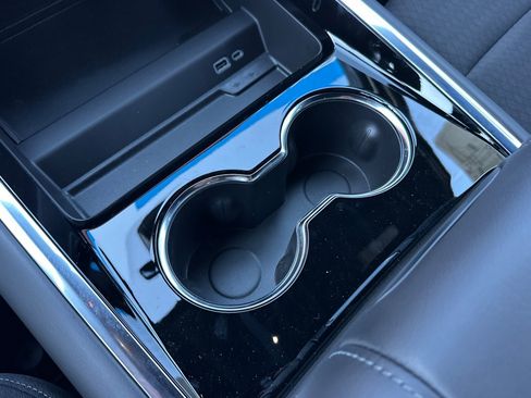 New 2025 Chevrolet Tahoe LS image 31