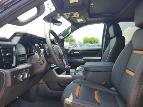 New 2026 GMC Sierra 1500 AT4 w/ AT4 Premium Package AWD/4WD image 12