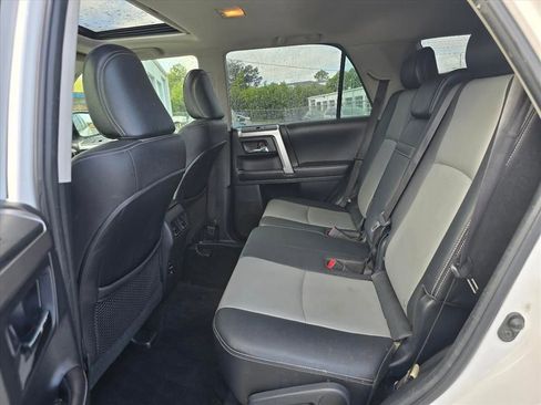 Used 2016 Toyota 4Runner 4WD image 13
