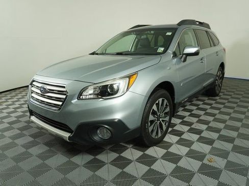Used 2016 Subaru Outback 2.5i Limited image 3