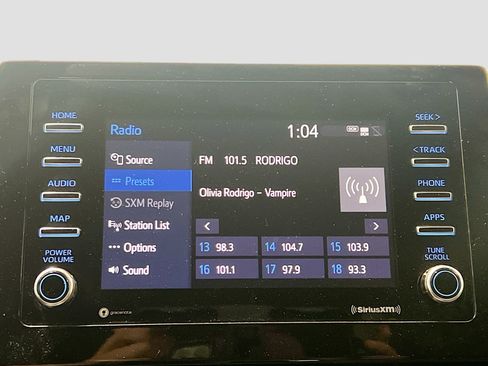 Used 2021 Toyota Camry LE w/ Carpet Mat Package (TMS) FWD image 10
