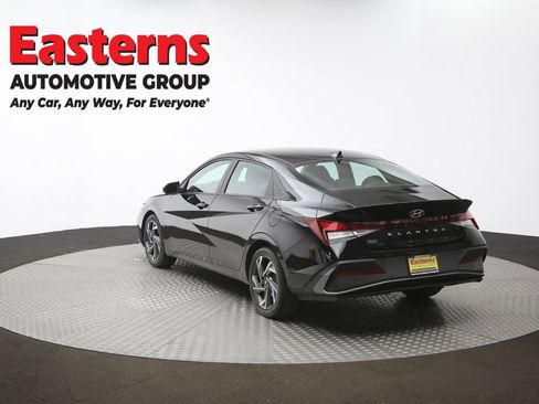 Used 2025 Hyundai Elantra Sport w/ Cargo Package image 64