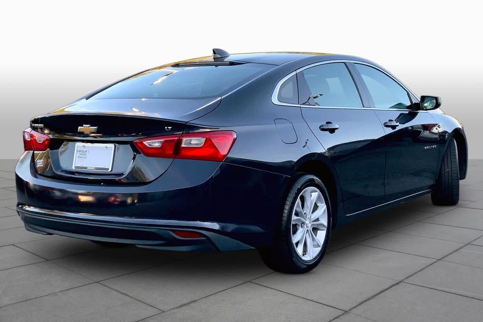 Used 2023 Chevrolet Malibu LT FWD image 12