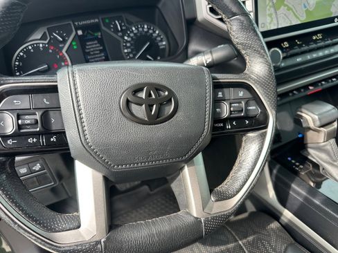 Used 2022 Toyota Tundra SR5 w/ SR5 Premium Package image 13