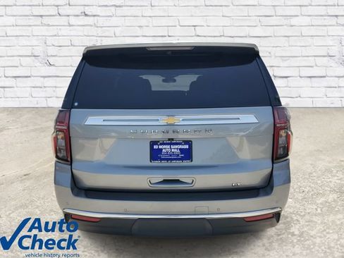 Used 2024 Chevrolet Suburban LT w/ Luxury Package AWD/4WD image 3