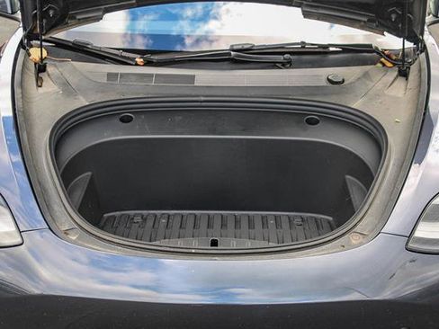 Used 2023 Tesla Model 3 Standard Range image 23