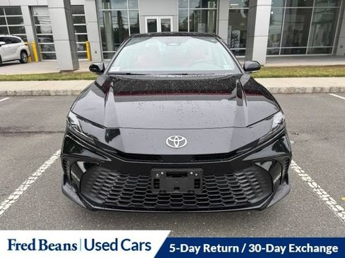 Used 2025 Toyota Camry SE AWD/4WD image 25