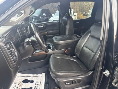 Used 2020 Chevrolet Silverado 1500 RST image 12