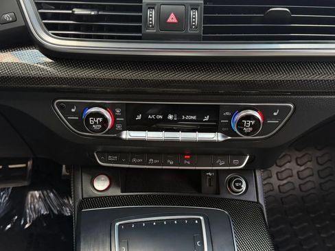Used 2019 Audi SQ5 Prestige w/ Prestige Package AWD/4WD image 31