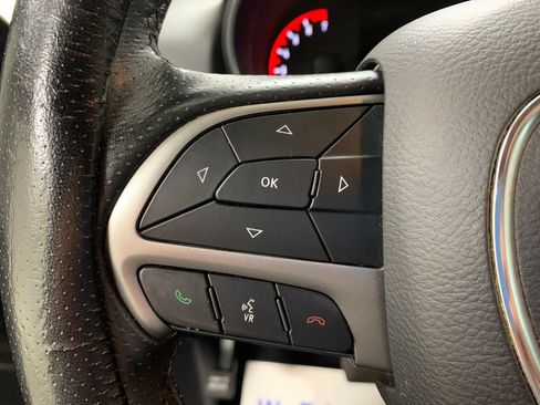 Used 2019 Dodge Durango SXT w/ 3rd Row Seating Group AWD/4WD image 24