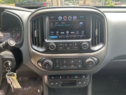 Used 2016 Chevrolet Colorado Z71 w/ Z71 Midnight Edition AWD/4WD image 15